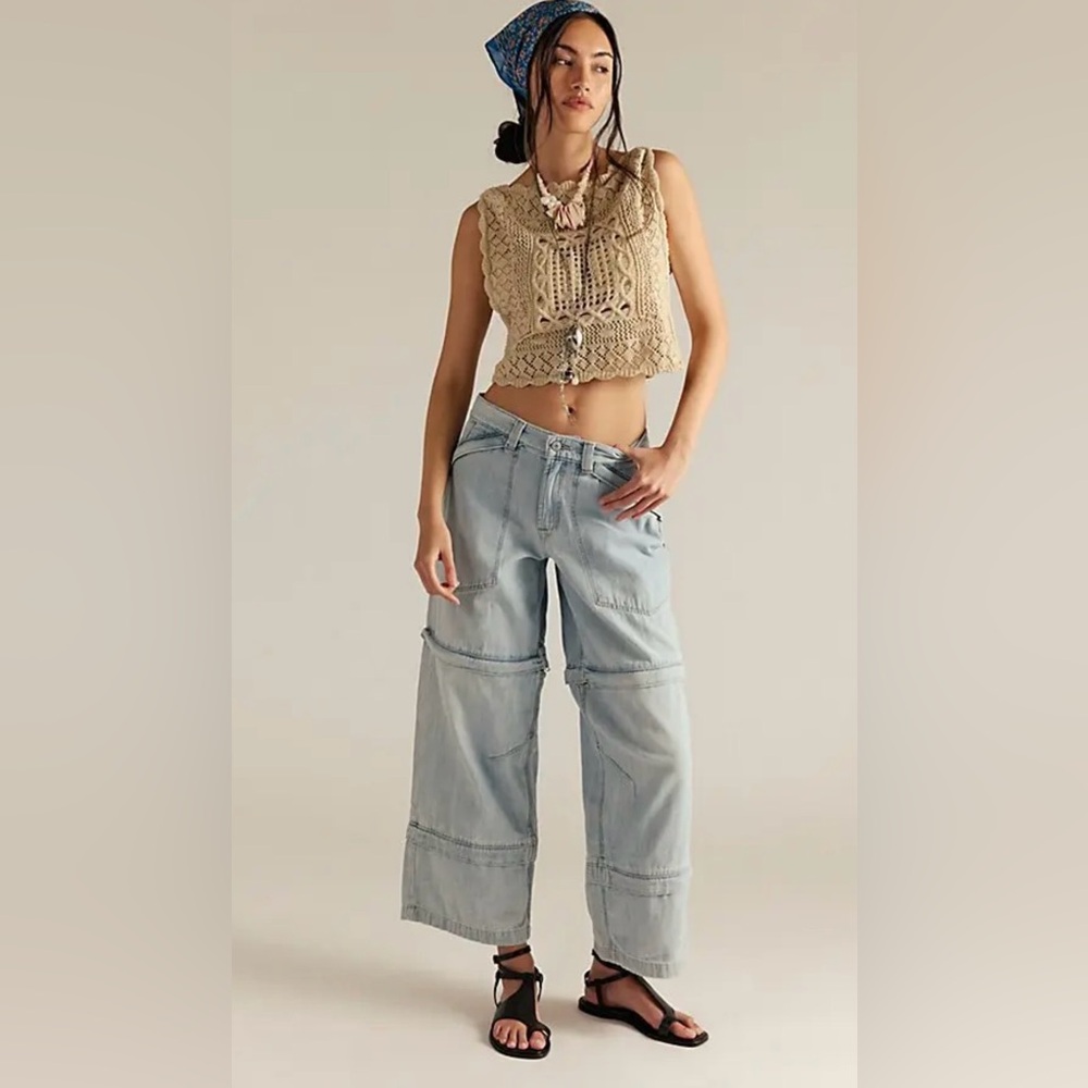 NWT FREE PEOPLE WE THE FREE TRAILBLAZER CONVERTIBLE ZIP JEANS 🔥🔥